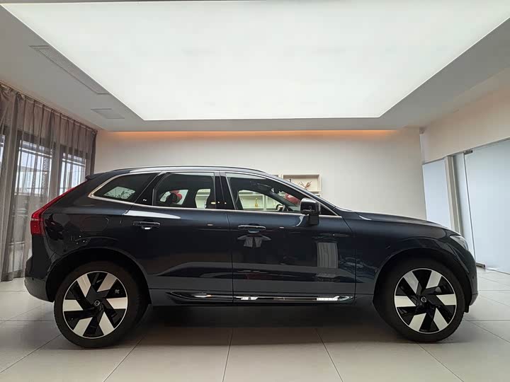 Фото 7 - Volvo XC60 Hybrid