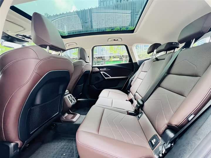 Фото 18 - BMW X1