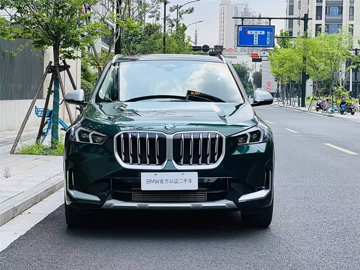 Фото 4 - BMW X1
