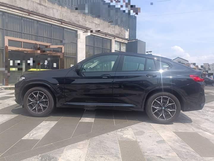 Фото 8 - BMW X4