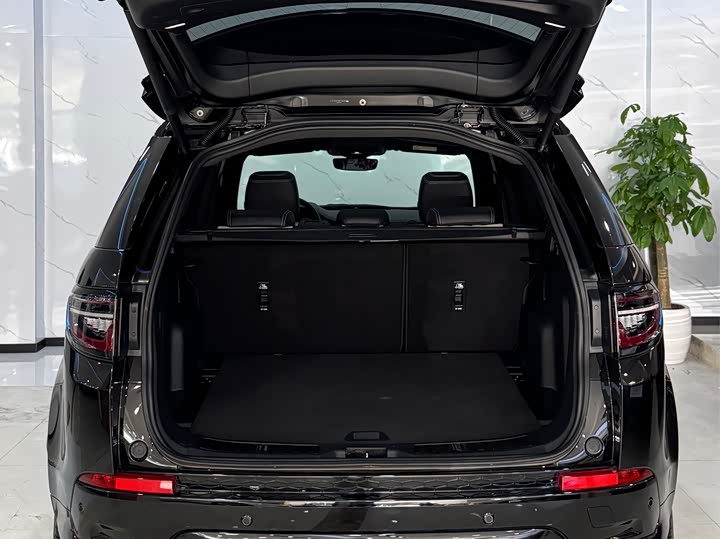 Фото 14 - Land Rover Discovery Sport