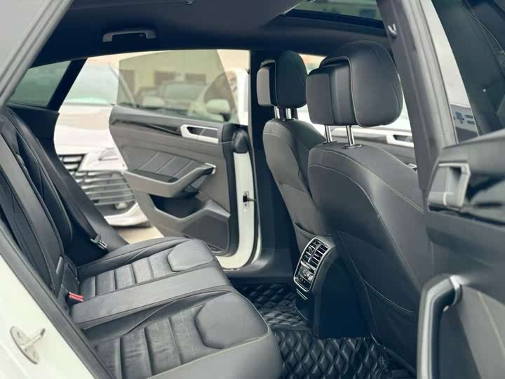 Фото 5 - Volkswagen CC