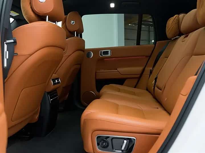 Фото 15 - LiXiang L7