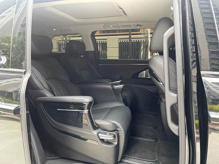 Фото 12 - GAC Trumpchi M8