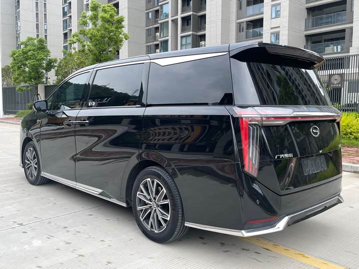 Фото 6 - GAC Trumpchi M8