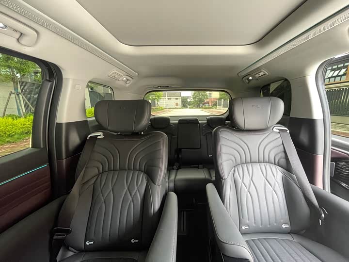 Фото 9 - GAC Trumpchi M8