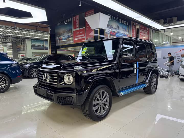 Фото 1 - Mercedes-Benz G-Class