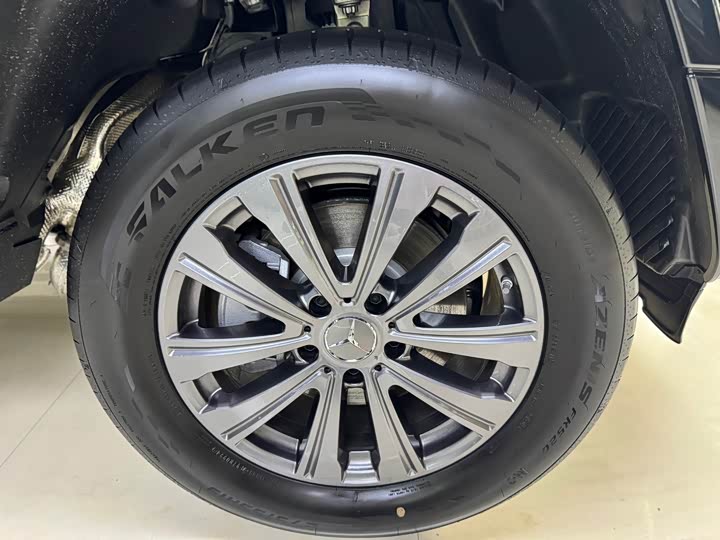 Фото 12 - Mercedes-Benz G-Class