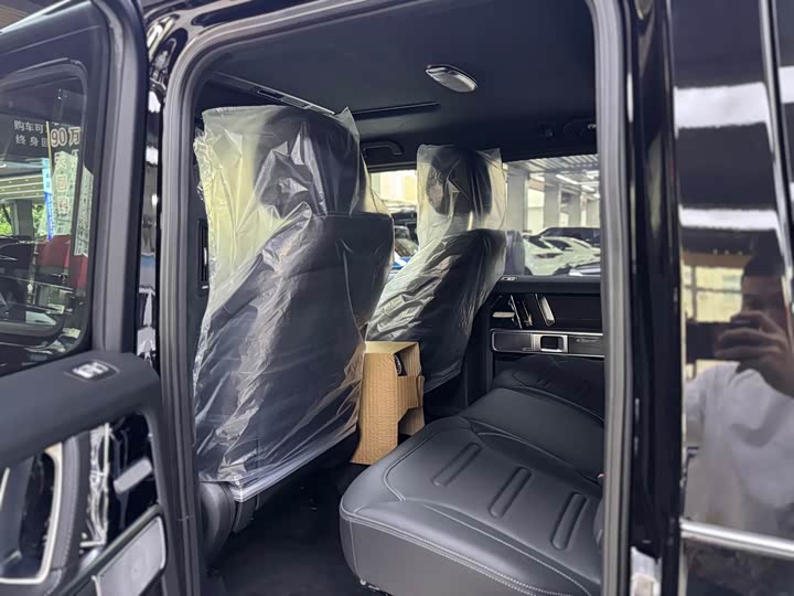 Фото 5 - Mercedes-Benz G-Class