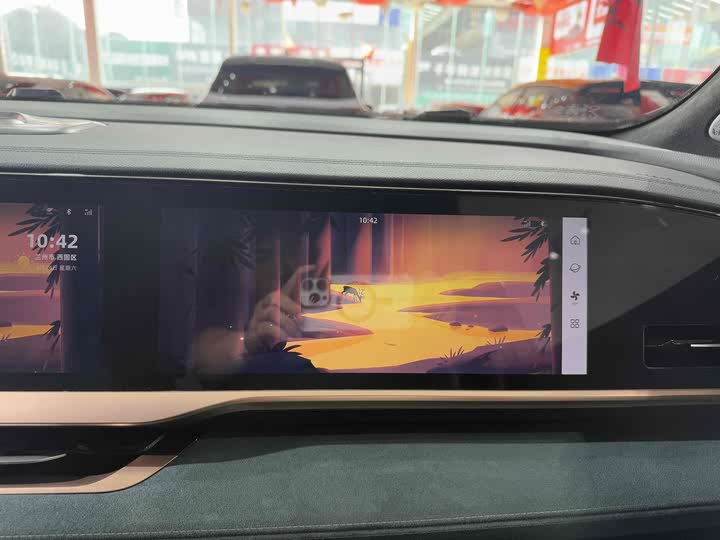 Фото 9 - Geely Monjaro