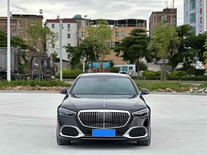 Фото 2 - Mercedes-Benz Maybach S-Class