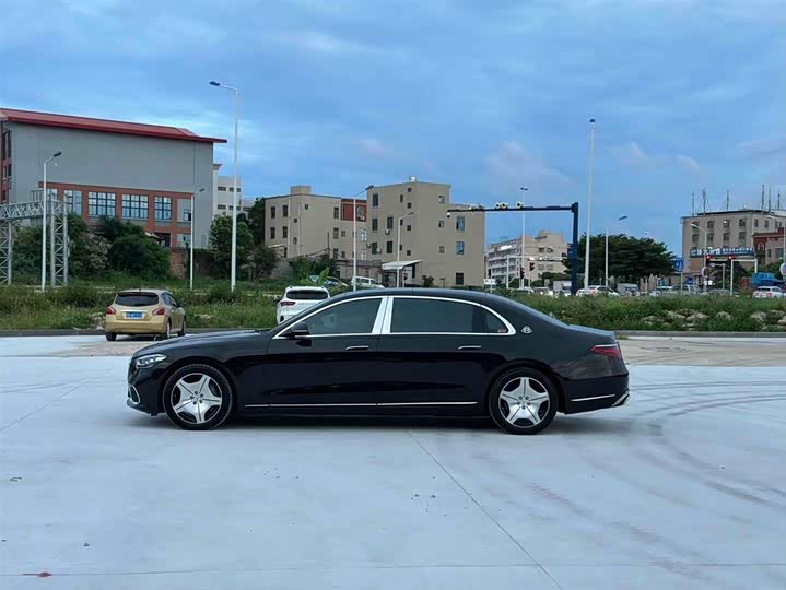 Фото 5 - Mercedes-Benz Maybach S-Class