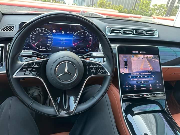 Фото 9 - Mercedes-Benz Maybach S-Class