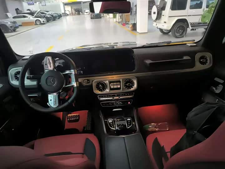 Фото 4 - Mercedes-Benz G-Class AMG