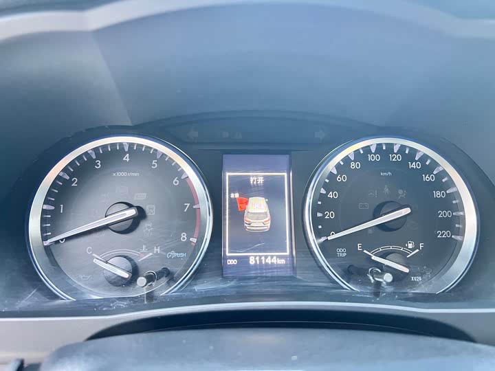 Фото 14 - Toyota Highlander