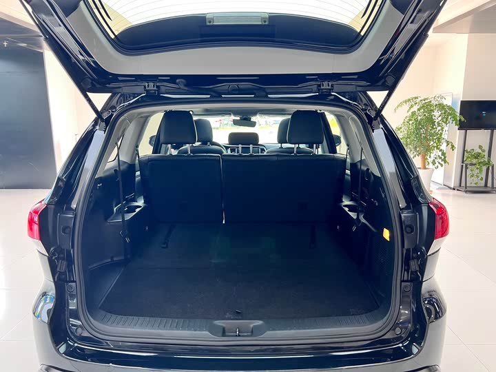 Фото 24 - Toyota Highlander