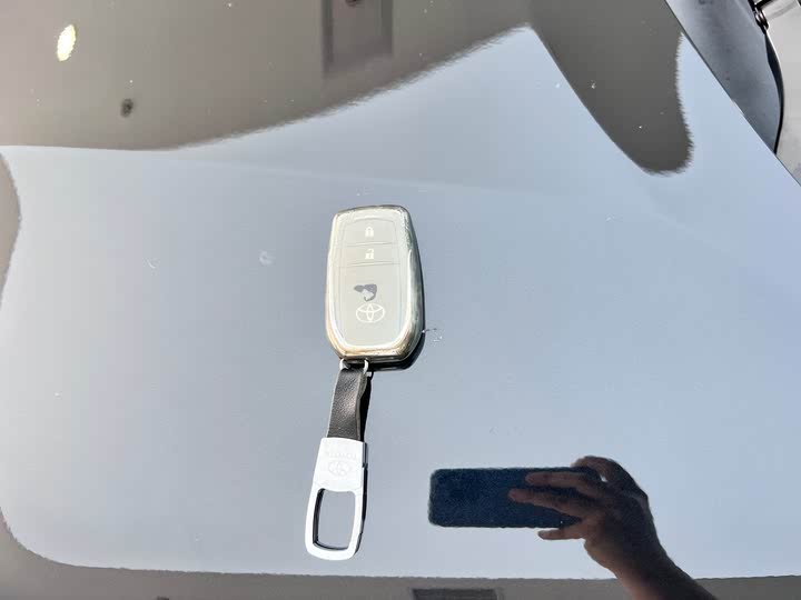 Фото 28 - Toyota Highlander