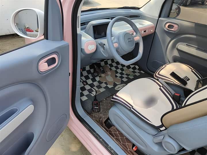 Фото 16 - Bestune Pony