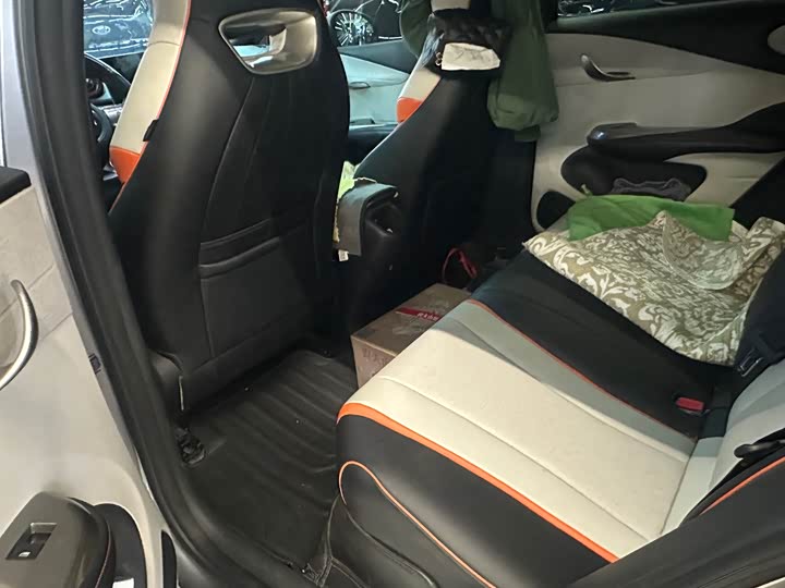 Фото 10 - BYD Dolphin