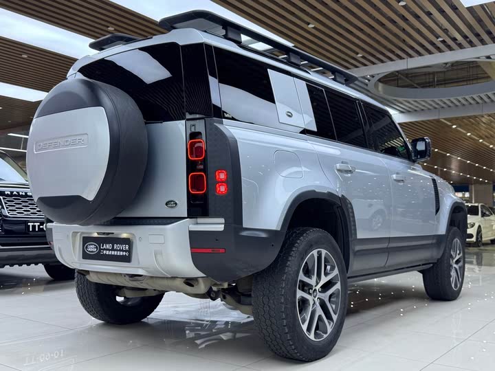 Фото 4 - Land Rover Defender