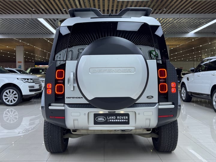 Фото 5 - Land Rover Defender