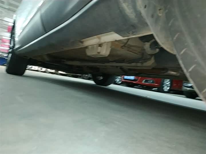 Фото 22 - Geely Coolray