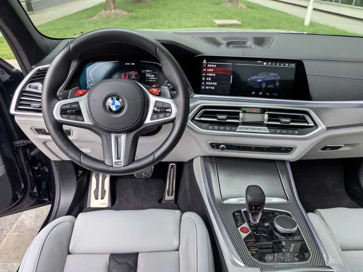 Фото 13 - BMW X5 M