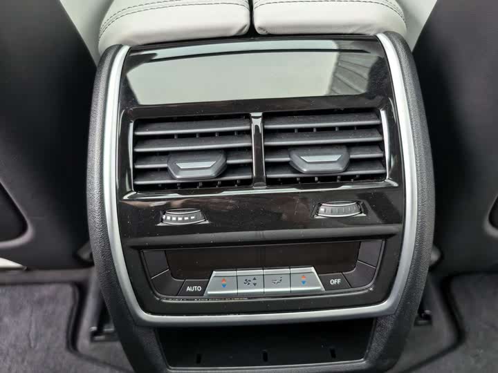 Фото 20 - BMW X5 M