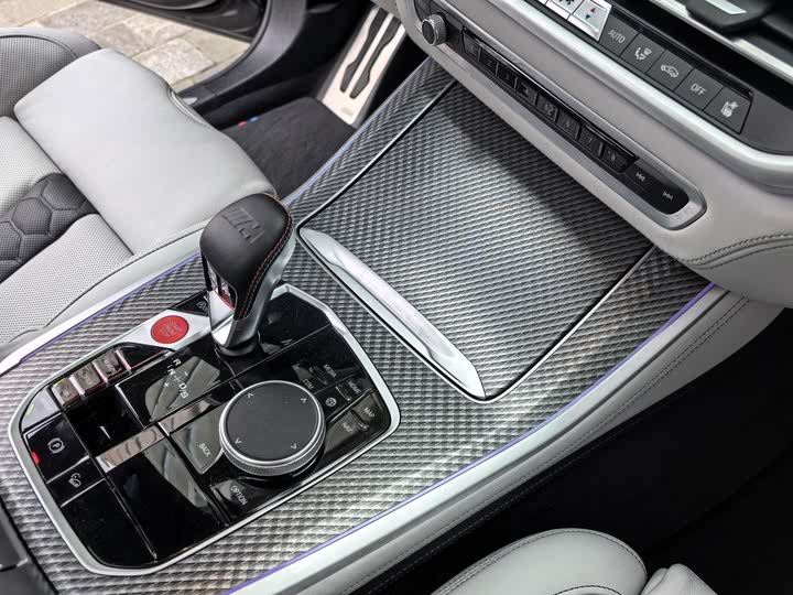 Фото 22 - BMW X5 M