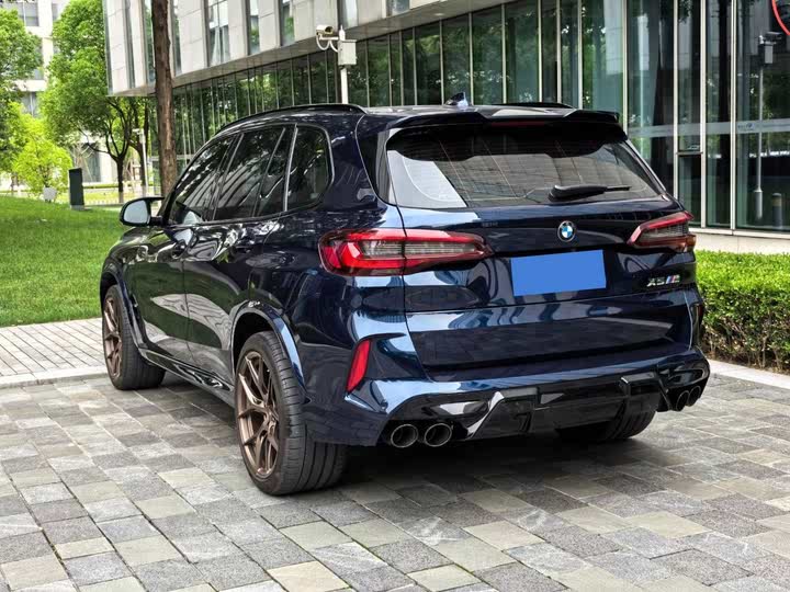 Фото 36 - BMW X5 M