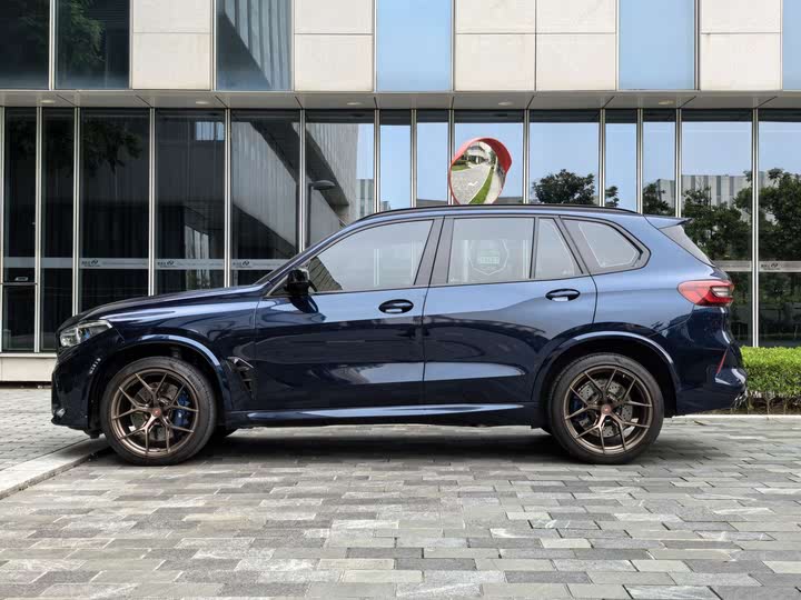 Фото 6 - BMW X5 M