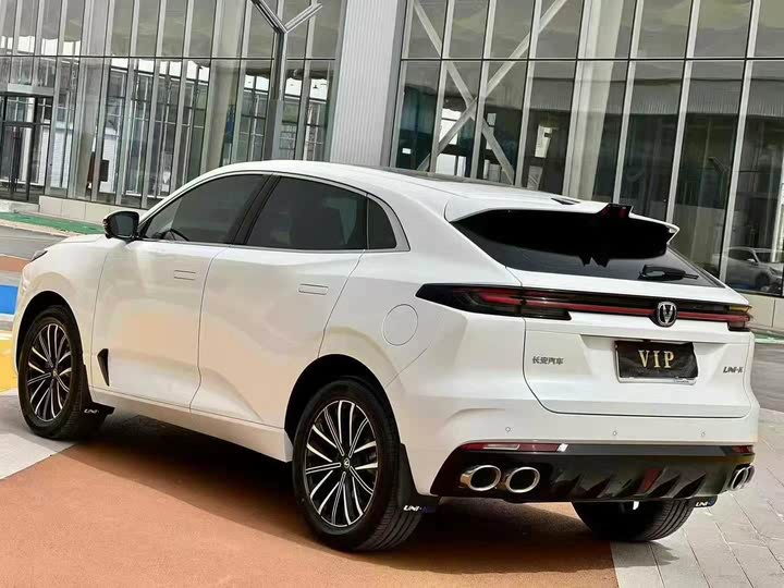 Фото 9 - Changan UNI-K