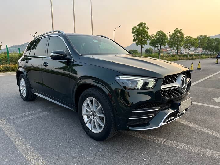 Фото 3 - Mercedes-Benz GLE-Class