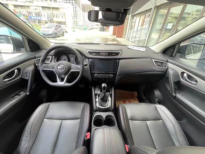 Фото 6 - Nissan Qashqai