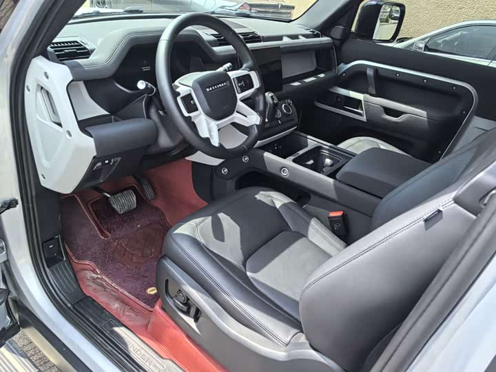 Фото 3 - Land Rover Defender