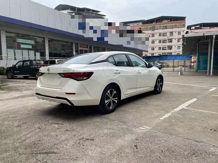 Фото 5 - Nissan Sylphy