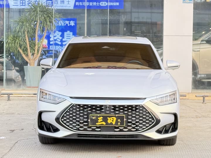 Фото 2 - BYD Han