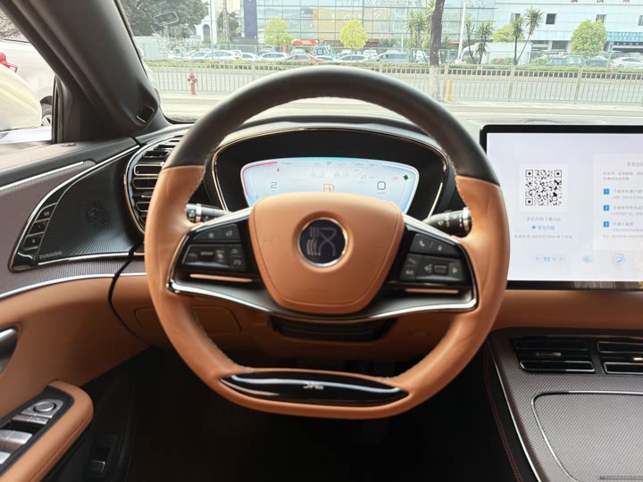 Фото 4 - BYD Han