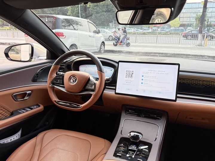 Фото 5 - BYD Han