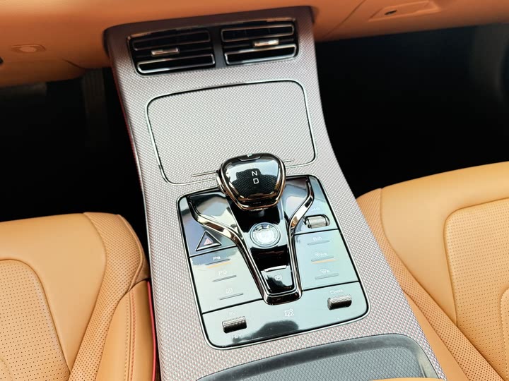 Фото 8 - BYD Han