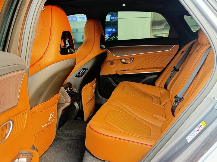 Фото 9 - BYD Han