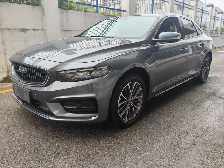 Фото 1 - Geely Preface