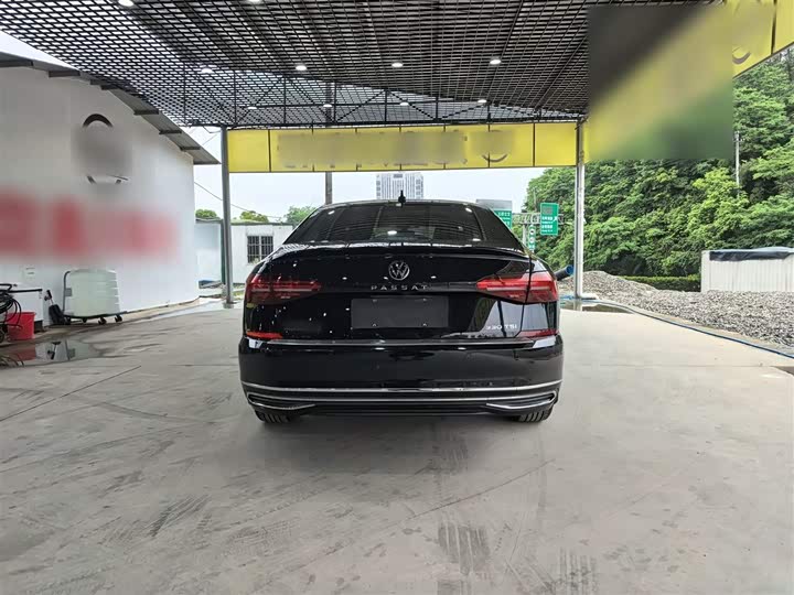 Фото 10 - Volkswagen Passat