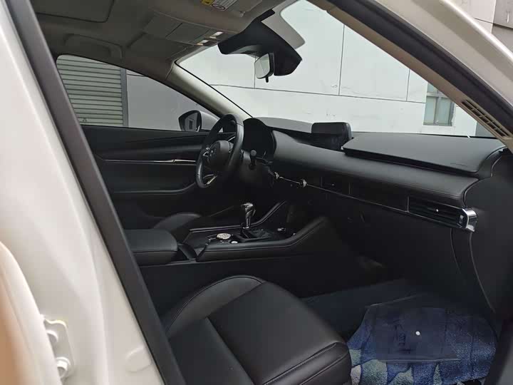 Фото 7 - Mazda 3 (Axela)