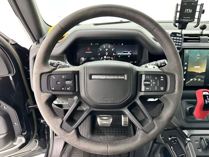 Фото 7 - Land Rover Defender