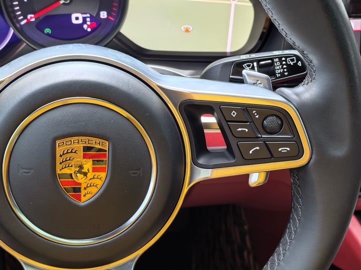 Фото 12 - Porsche Cayenne