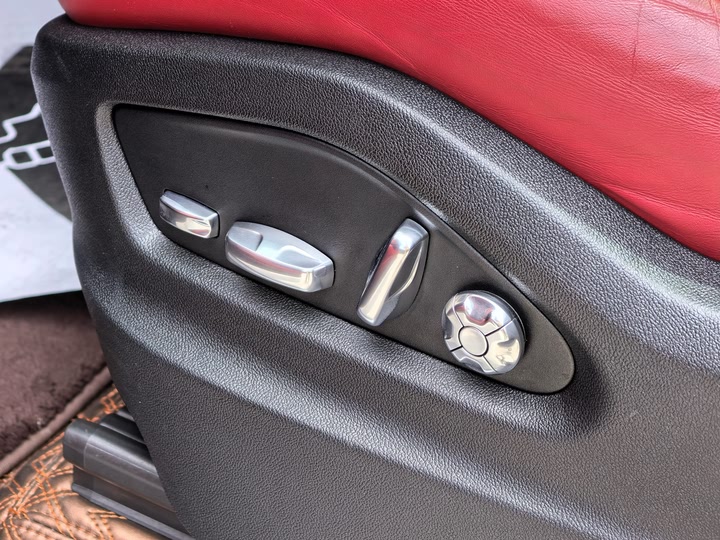 Фото 27 - Porsche Cayenne