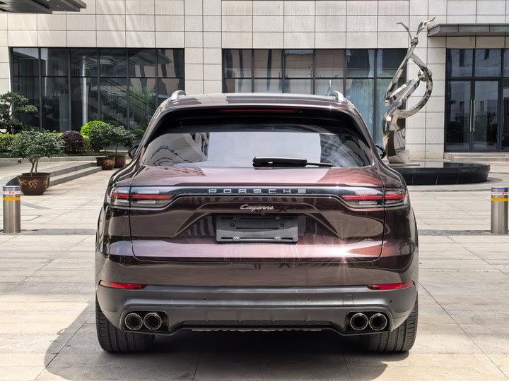 Фото 5 - Porsche Cayenne