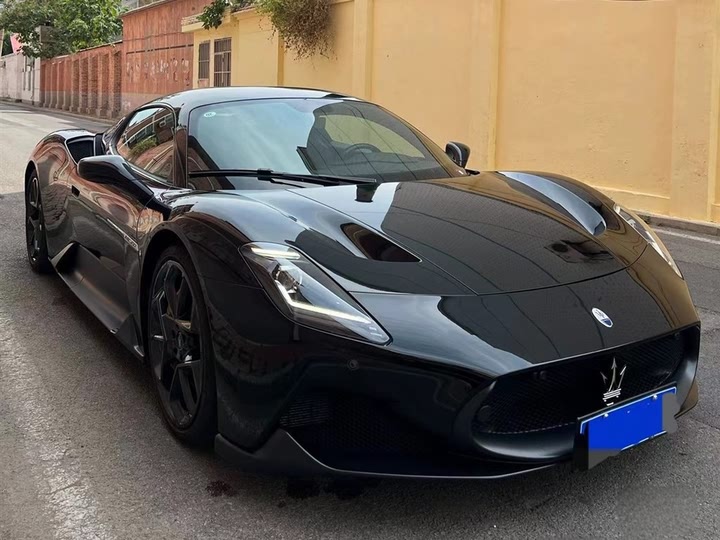 Фото 2 - Maserati MC20