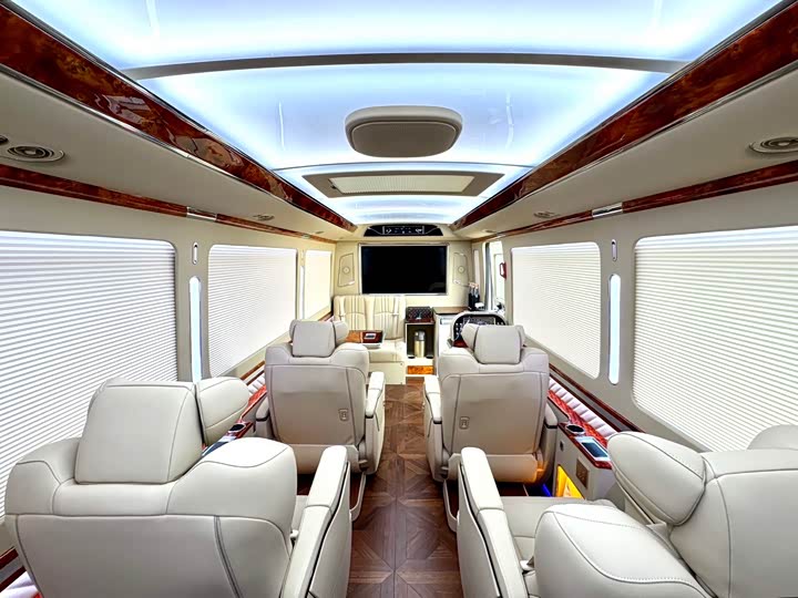 Фото 10 - Hongqi Guoyue